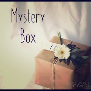 6 pieces of jewelry each